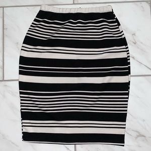 SOLD Black & White Skirt